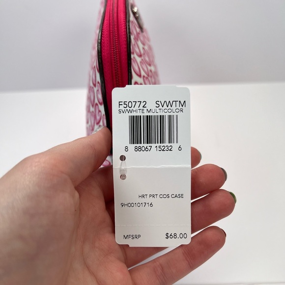 Coach Getaway Heart Print Cosmetic Pouch [B] - Picture 5 of 12